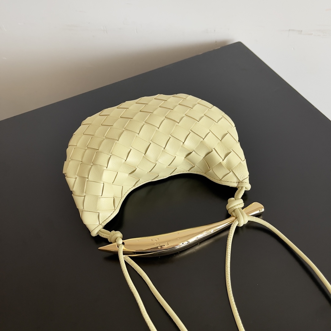 Bottega Veneta Hobo Bags